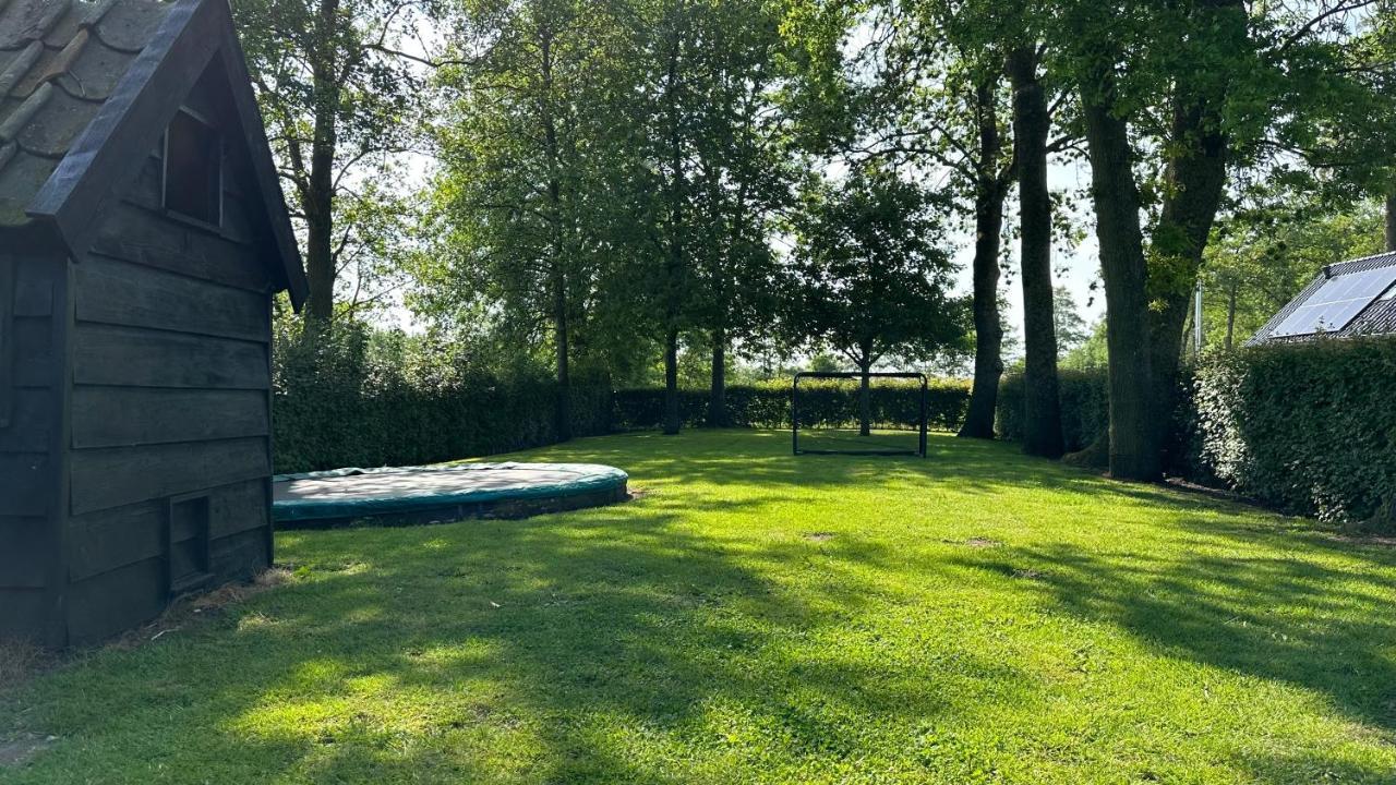 Bedandbreakfastrouveen Exterior foto