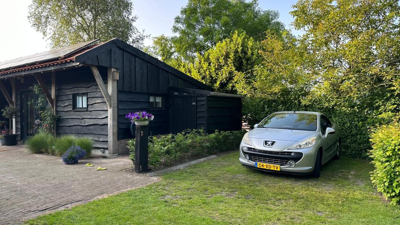 Bedandbreakfastrouveen Exterior foto
